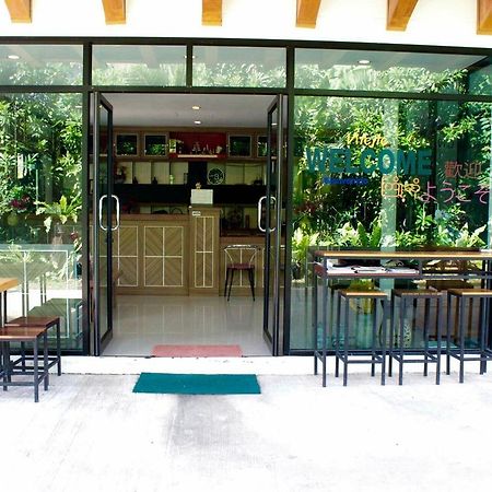 プーケットPhuthara Mansionアパートメント エクステリア 写真